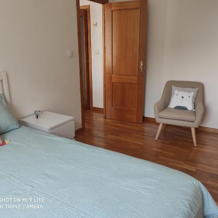 Luminoso Y Acogedor Apartamento En La Playa Oleiros Exteriör bild