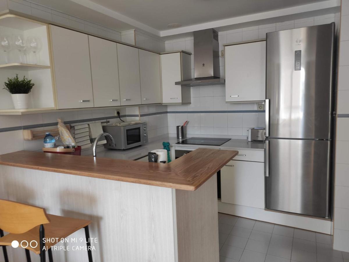 Luminoso Y Acogedor Apartamento En La Playa Oleiros Exteriör bild